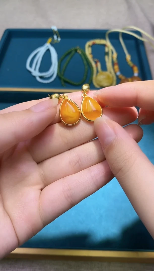 蜜蜡未镶嵌耳饰多样性发一件 143