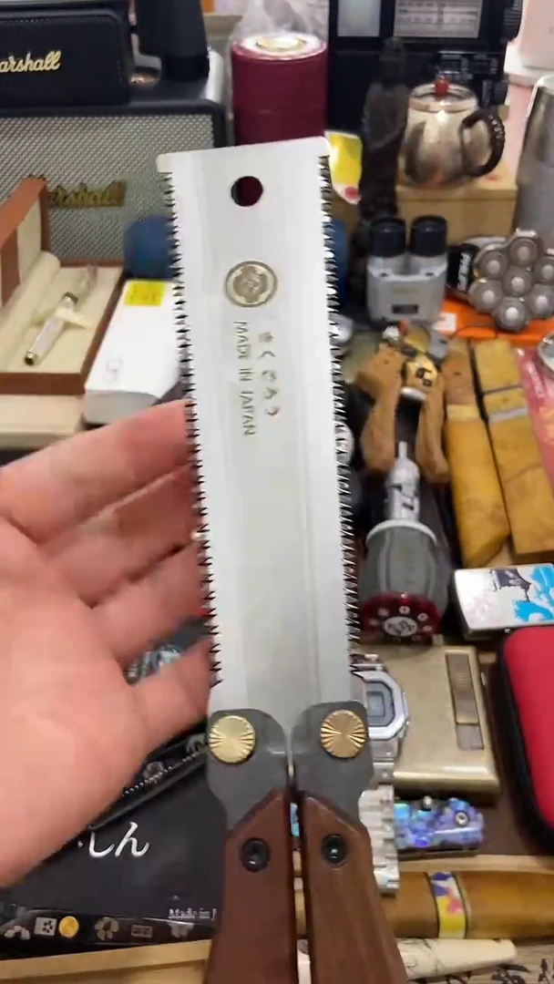 瓷片闪购商品  如图所示