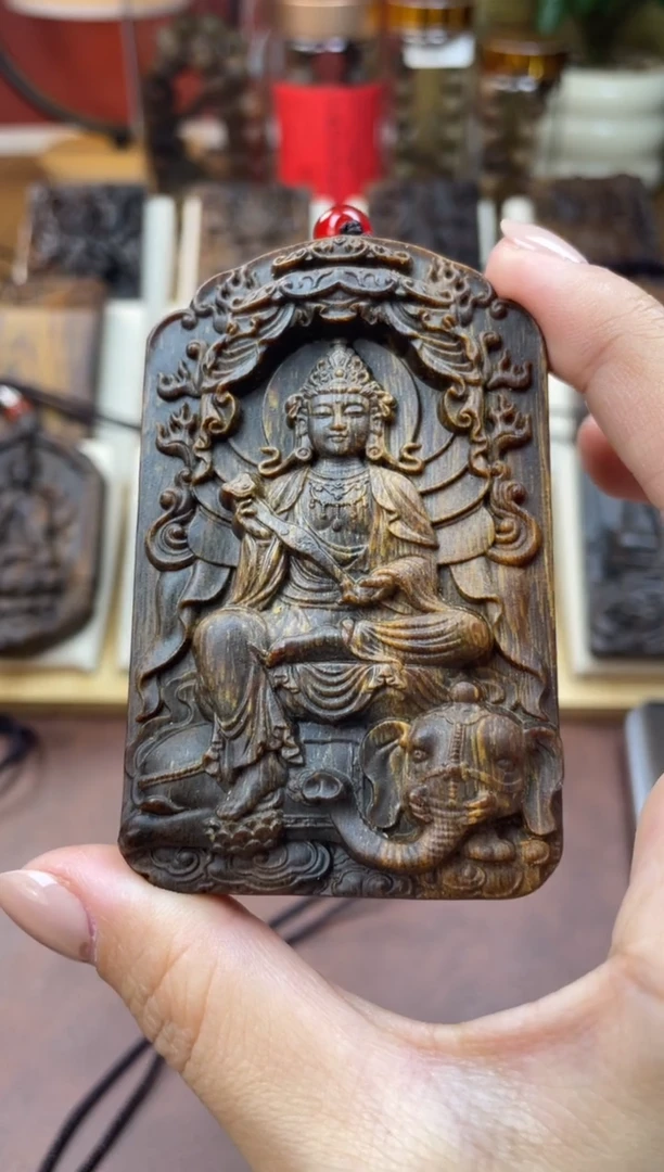 木木雕款芽庄  十二生肖 守护 普贤菩萨 8cm 送养香瓶