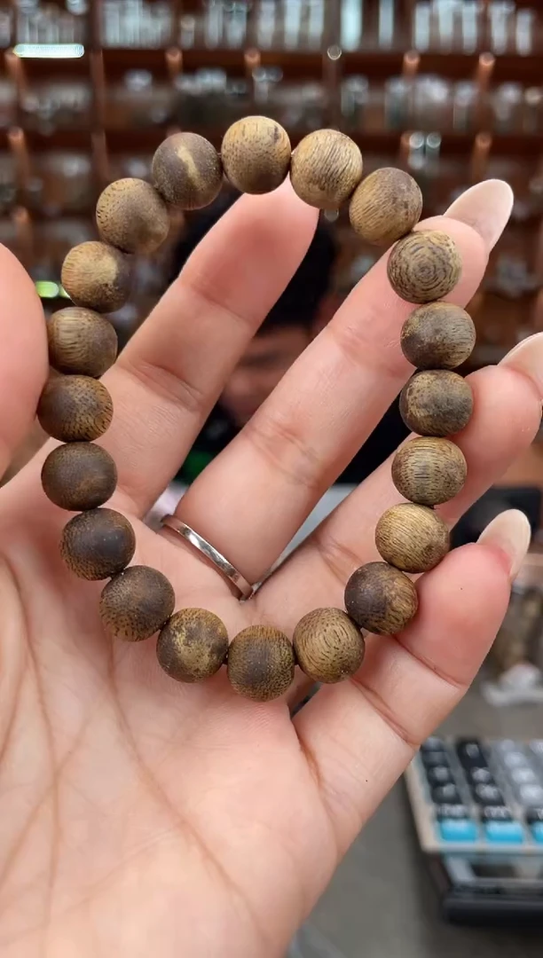 【闪购商品】沉香手串3号奇楠多样性发一条