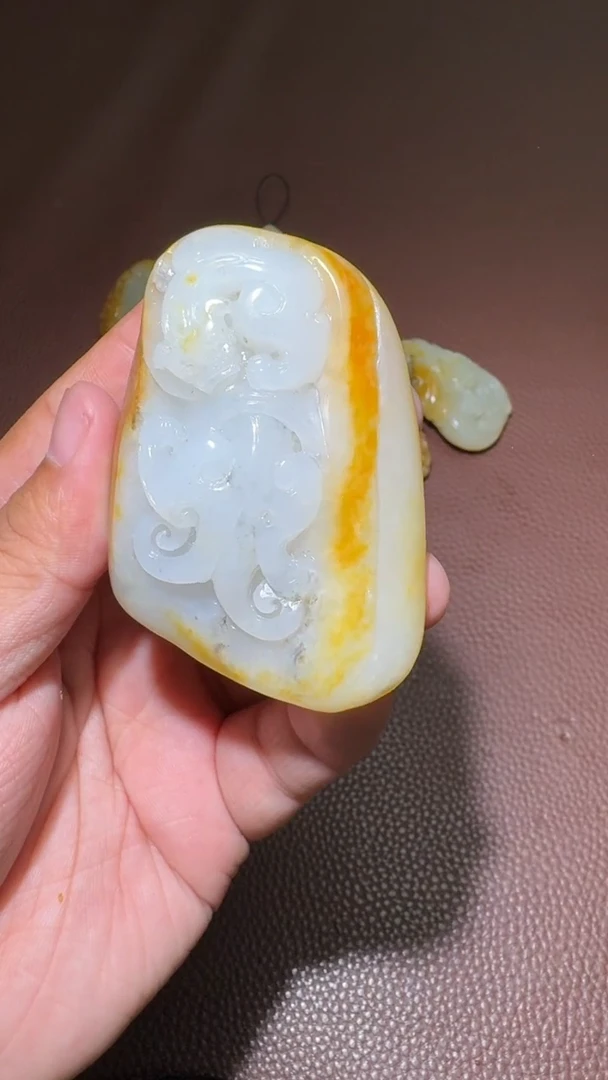 未镶嵌和田玉挂件和田玉