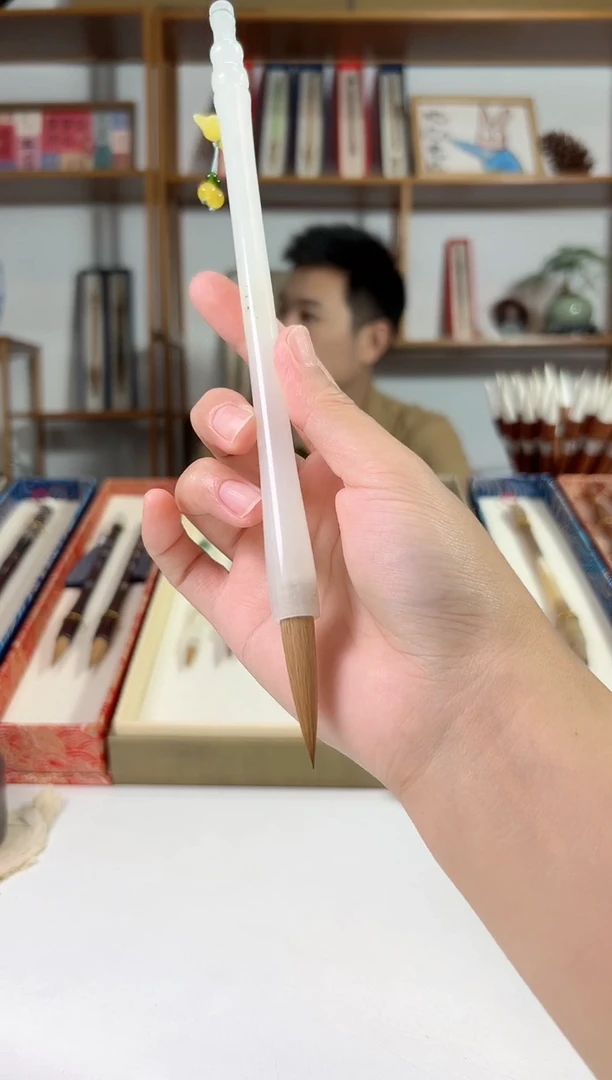 玉石辽尾狼毫出锋3.8