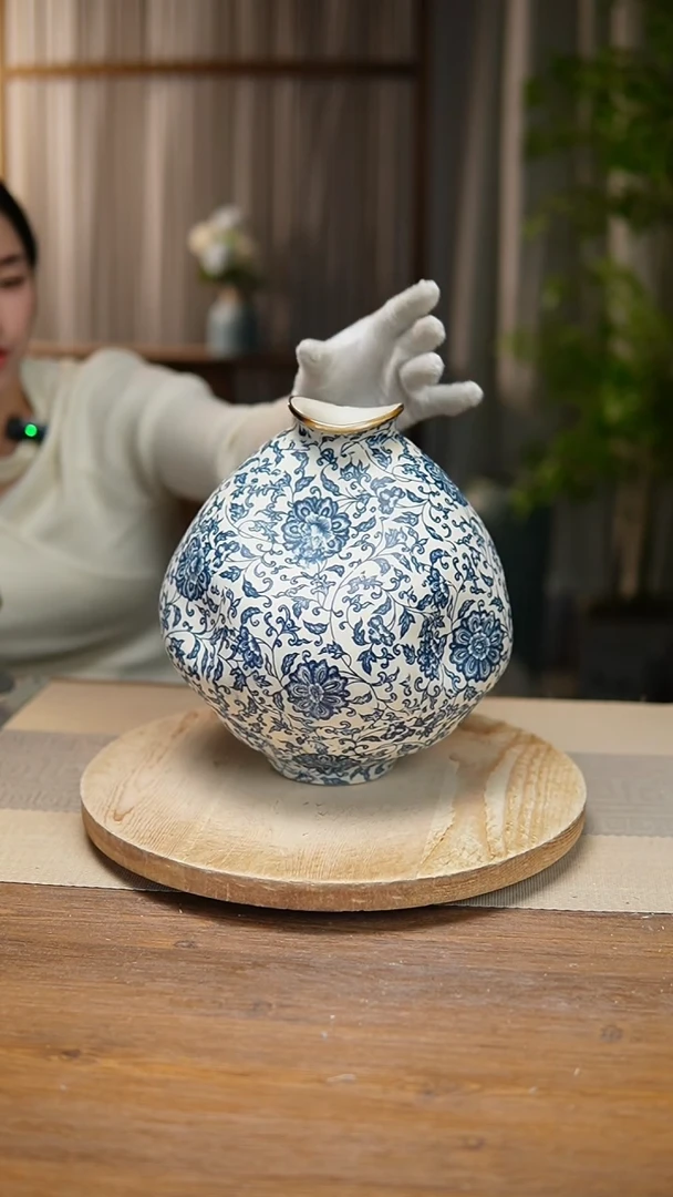 【闪购商品】陶瓷花器青花瓷缠枝莲大肚