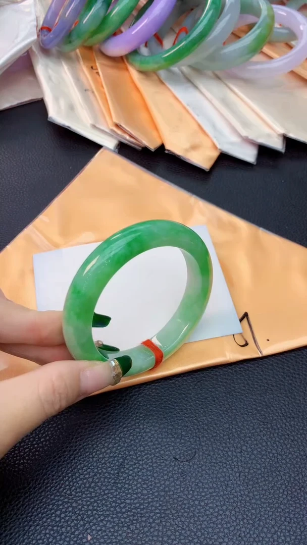 翡翠手镯未镶嵌0869001978