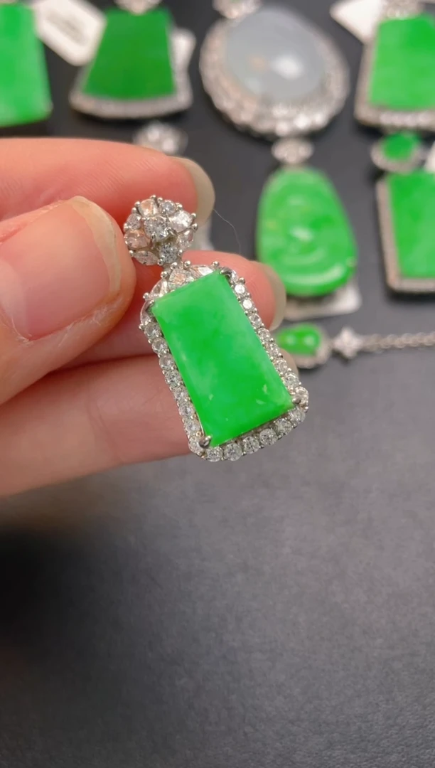 吊坠(不含链)银S925镶嵌翡翠吊坠