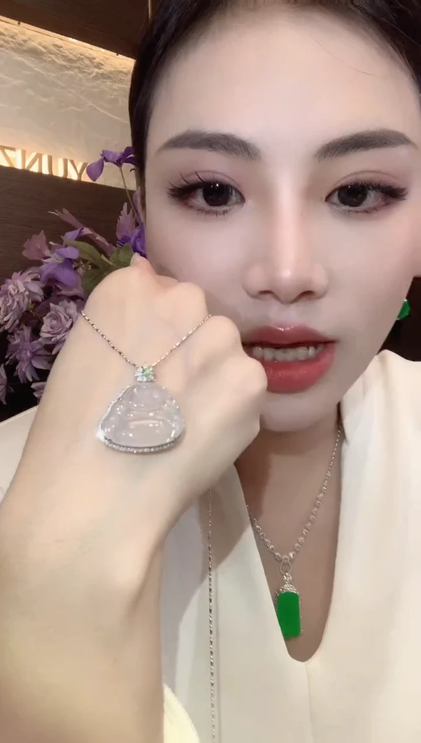 吊坠(不含链)18K金镶嵌翡翠A28