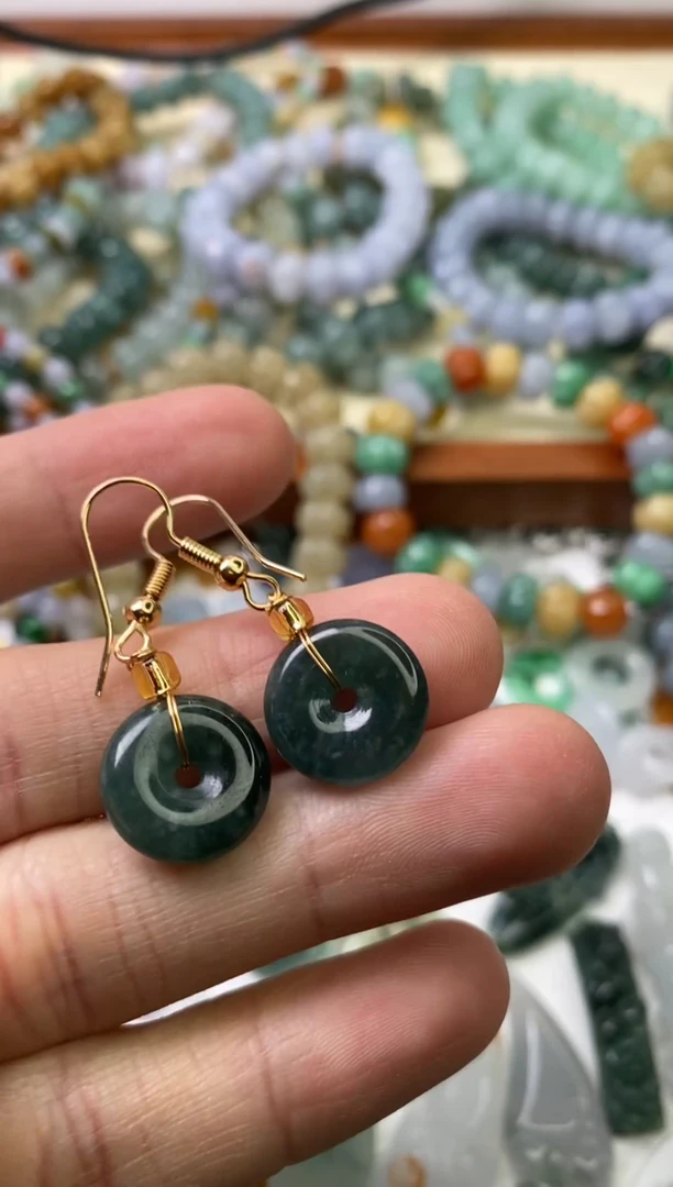 【闪购商品】翡翠颈饰未镶嵌【闪购商品】 天然翡翠