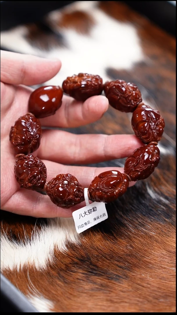 吊坠橄榄核回血十号弥勒