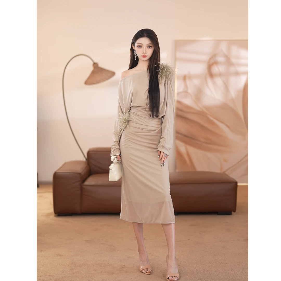 【刘秦熹】时尚御姐性感斜领包臀连衣裙女修身M153