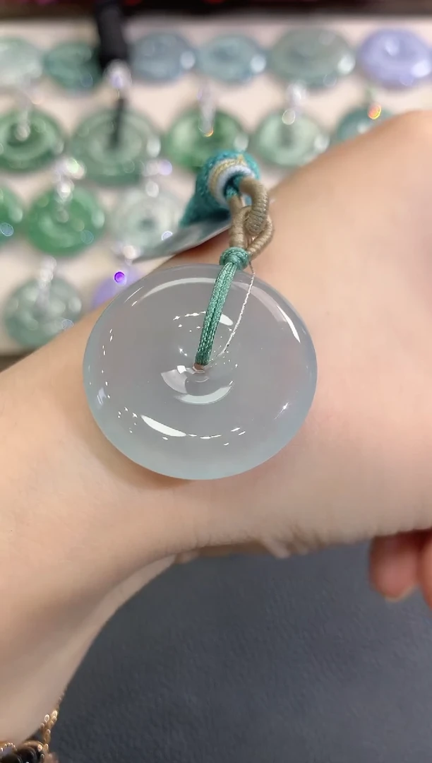 吊坠(不含链)未镶嵌翡翠春日珠宝 B48