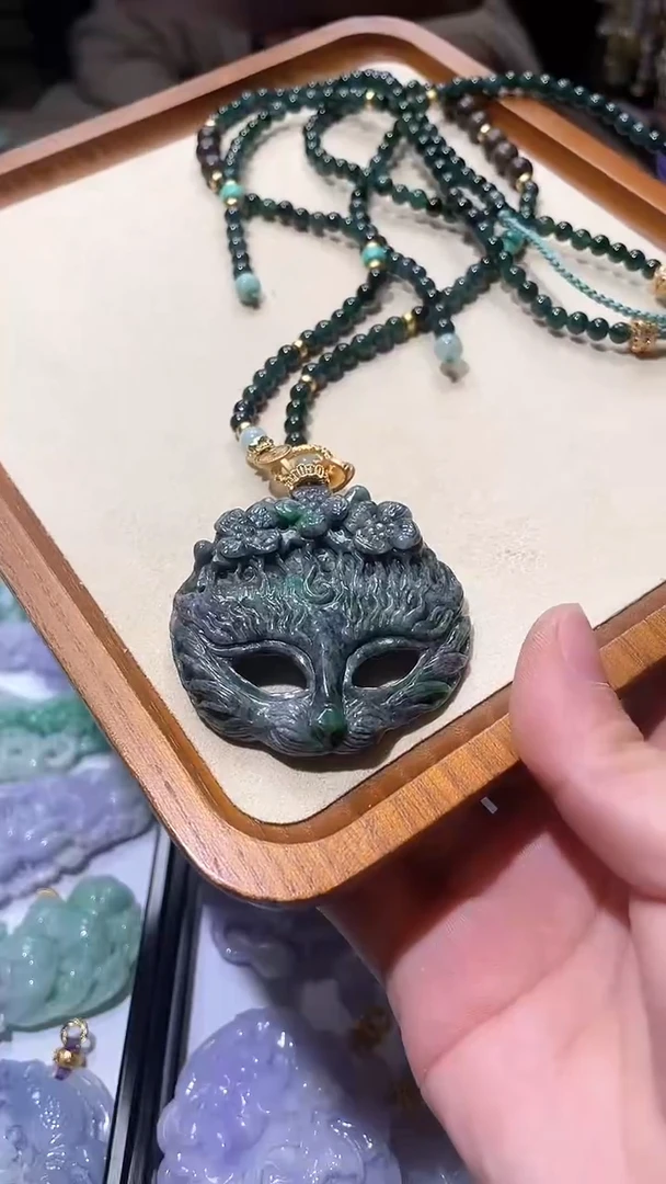 【闪购商品】翡翠颈饰未镶嵌吊坠