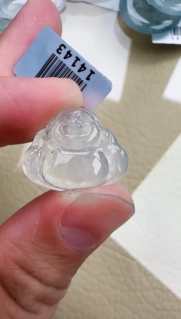 翡翠未镶嵌颈饰缅甸天然翡翠