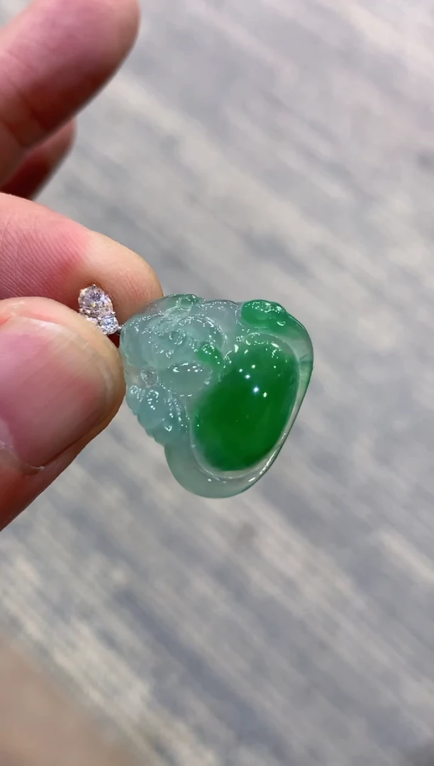 颈饰未镶嵌翡翠天然A货翡翠