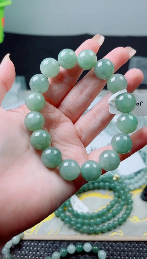 未镶嵌定制翡翠翡翠