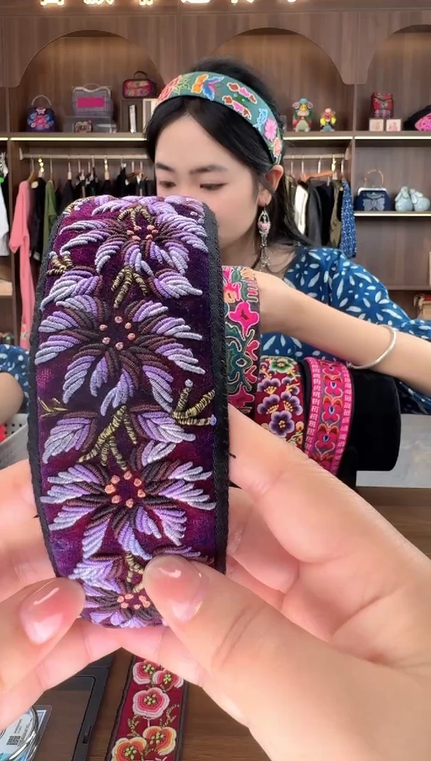 刺绣扶光苗绣传承L9