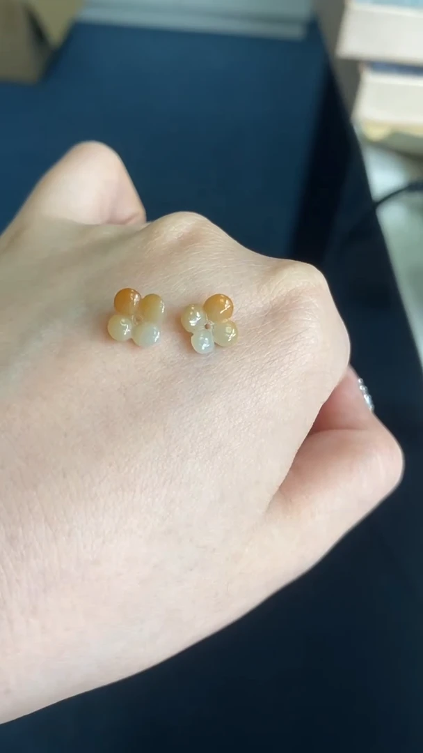 【闪购商品】定制翡翠未镶嵌一对