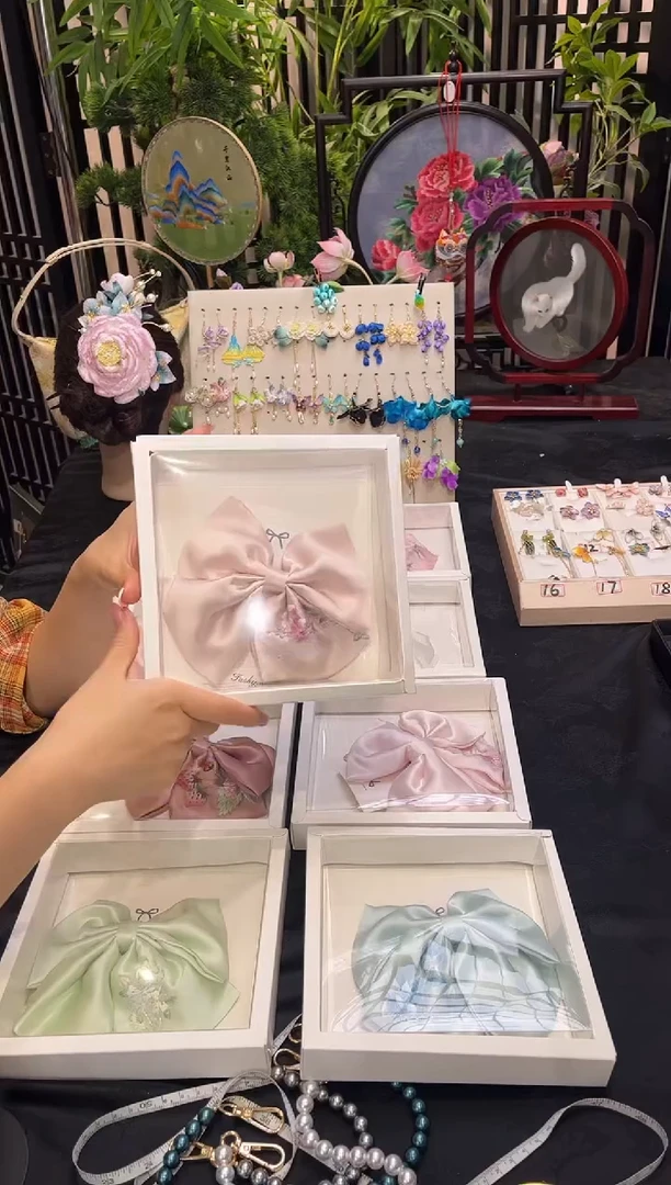 织绣小****糖非遗苏绣手工饰品