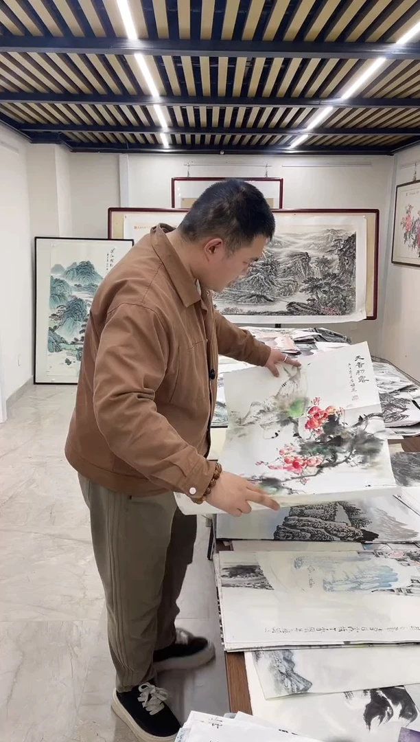 国画融易专属链接-赵君梅凌霄