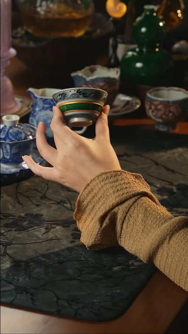 瓷片瓷唐里