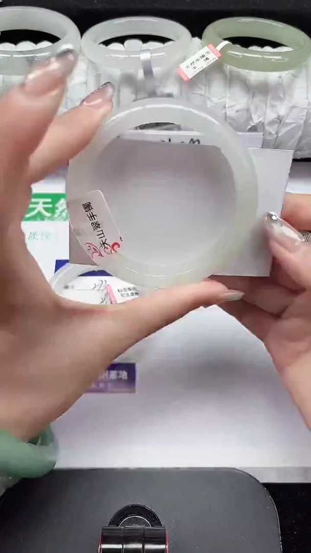 未镶嵌手镯石英质玉274-58/59