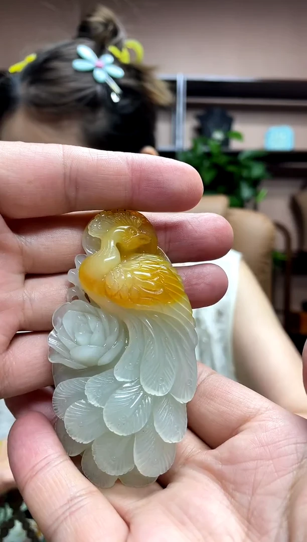 岫玉未镶嵌吊坠青****师·