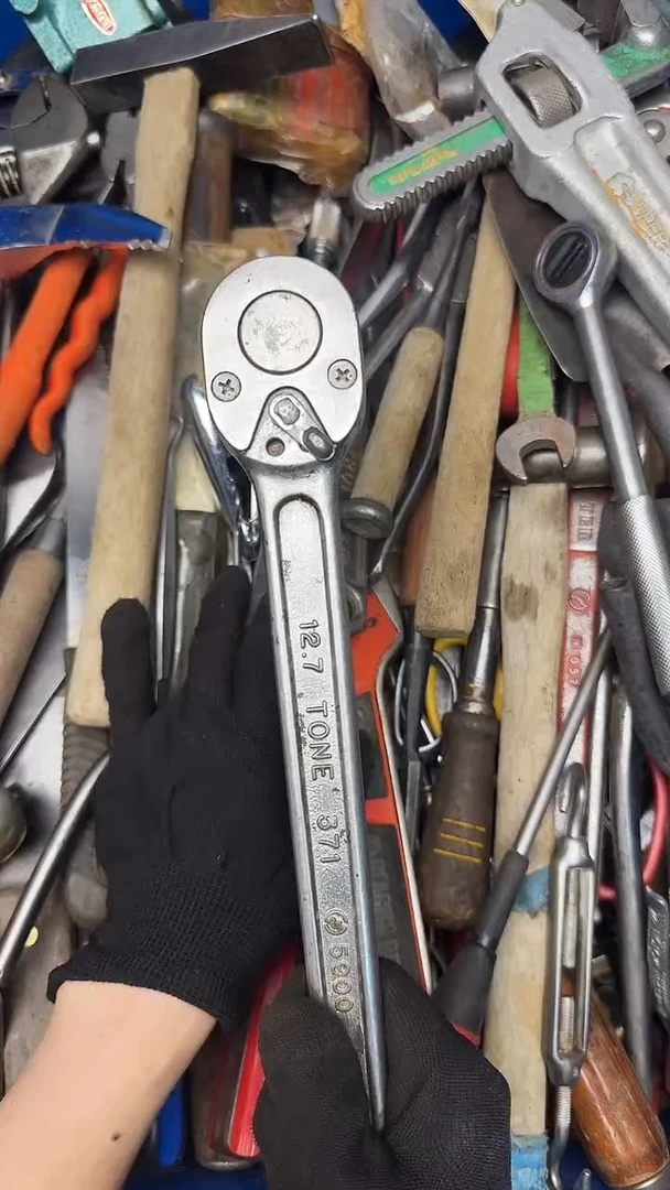 培*五金工具钳子剪子等35