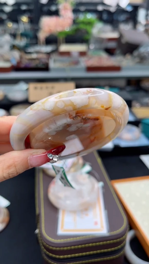 【闪购商品】石英质玉手镯未镶嵌66圈口（赠品镯心）3563115