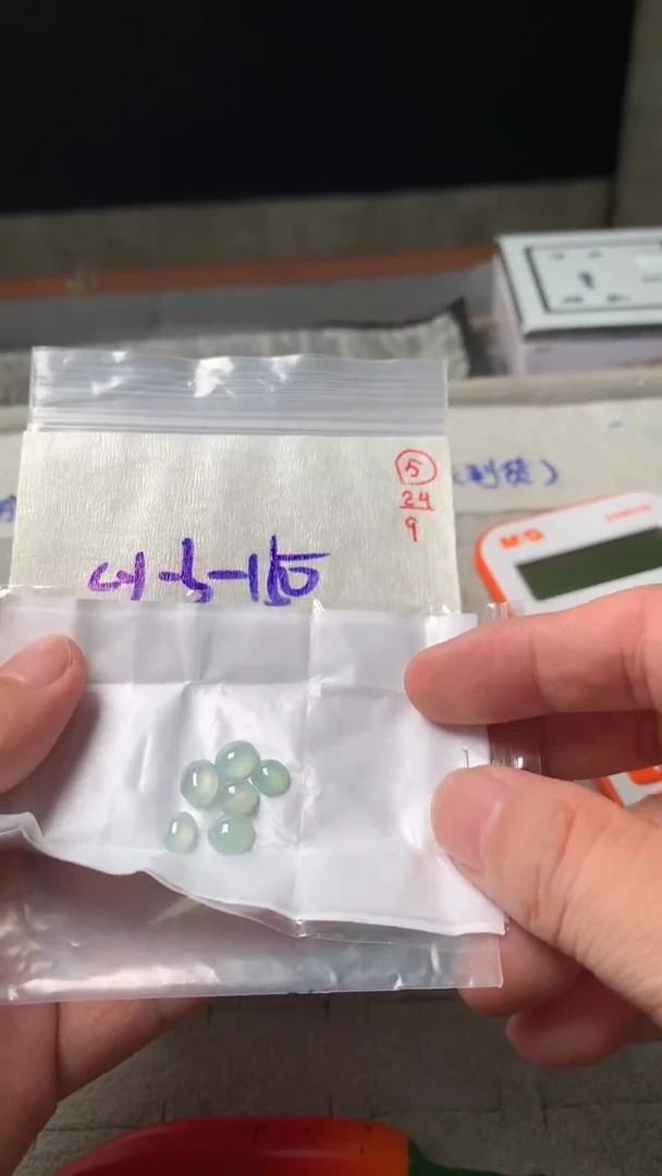 未镶嵌定制翡翠5