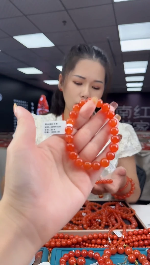 未镶嵌珠串南红玛瑙多样发其一/9/HS25021801298