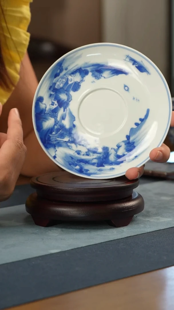 瓶德闲雅居-山水重工画片壶承