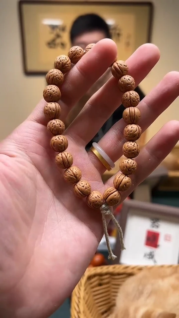 桃核手串10.5mm左右盘锦正圆桃核手持