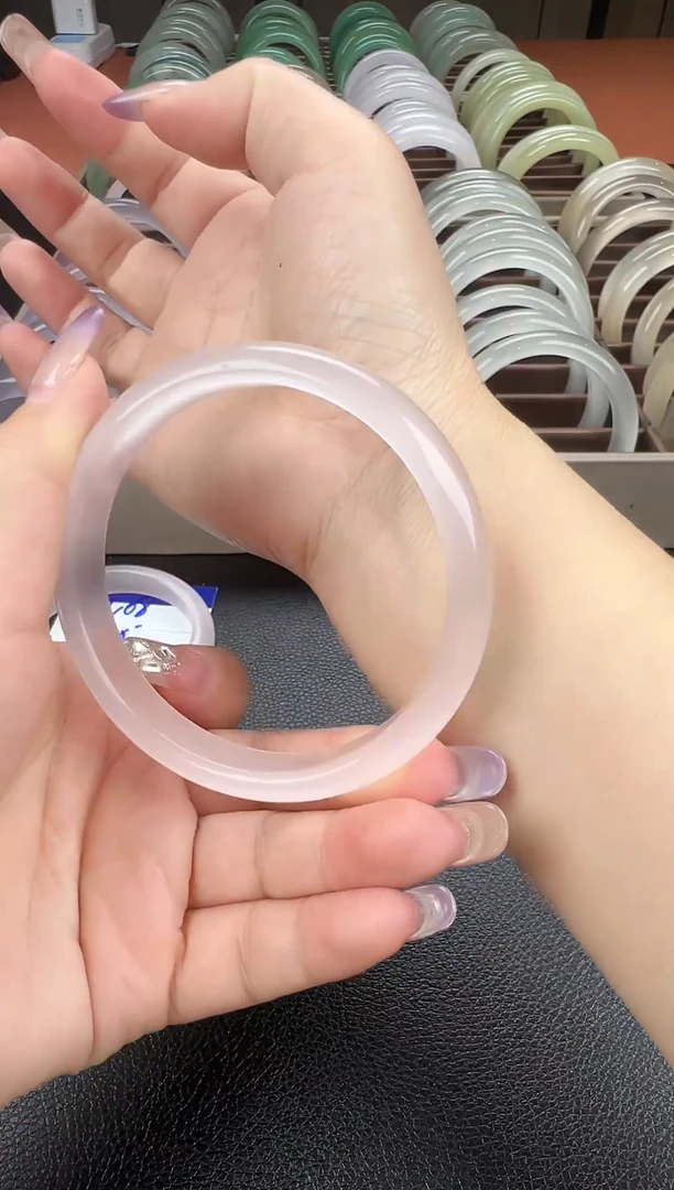 手镯玛瑙/玉髓未镶嵌圈口60 61