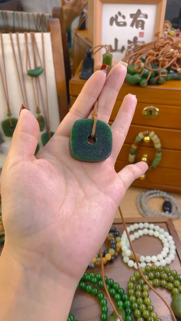 未镶嵌手链和田玉方扣