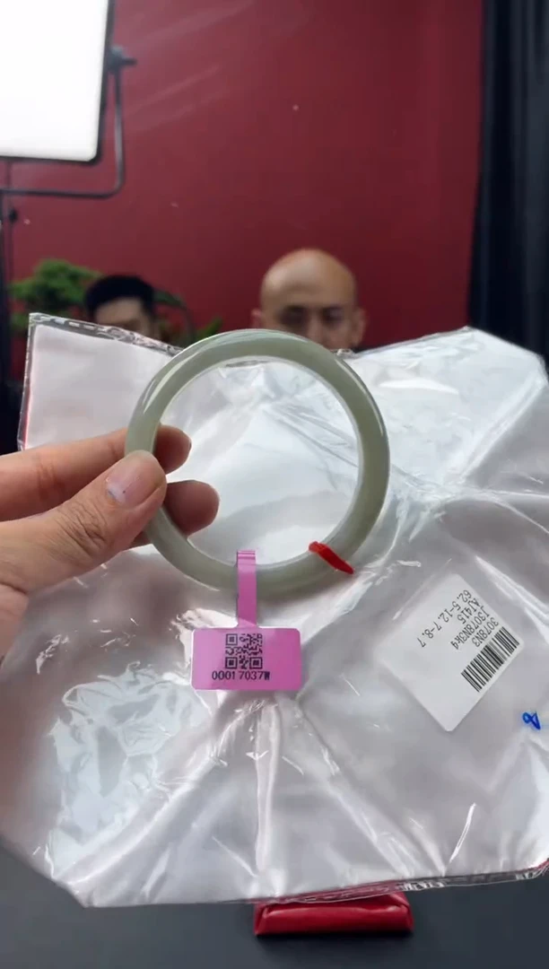 未镶嵌手镯翡翠10
