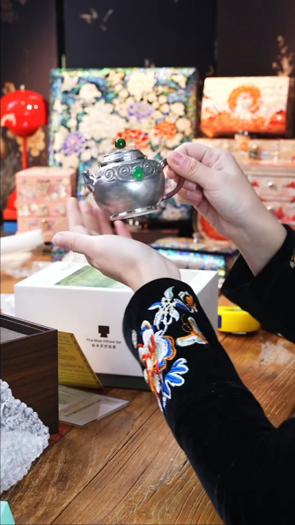 【闪购商品】瓷片豆包儿推荐饰品摆件