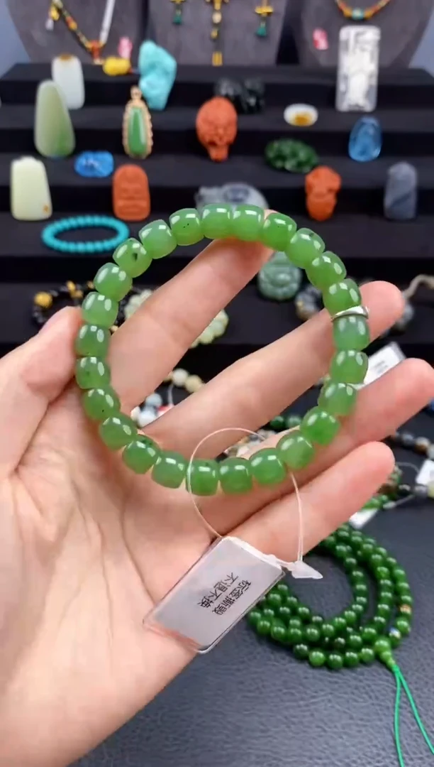 手串未镶嵌和田玉9mm碧玉极限弧手串