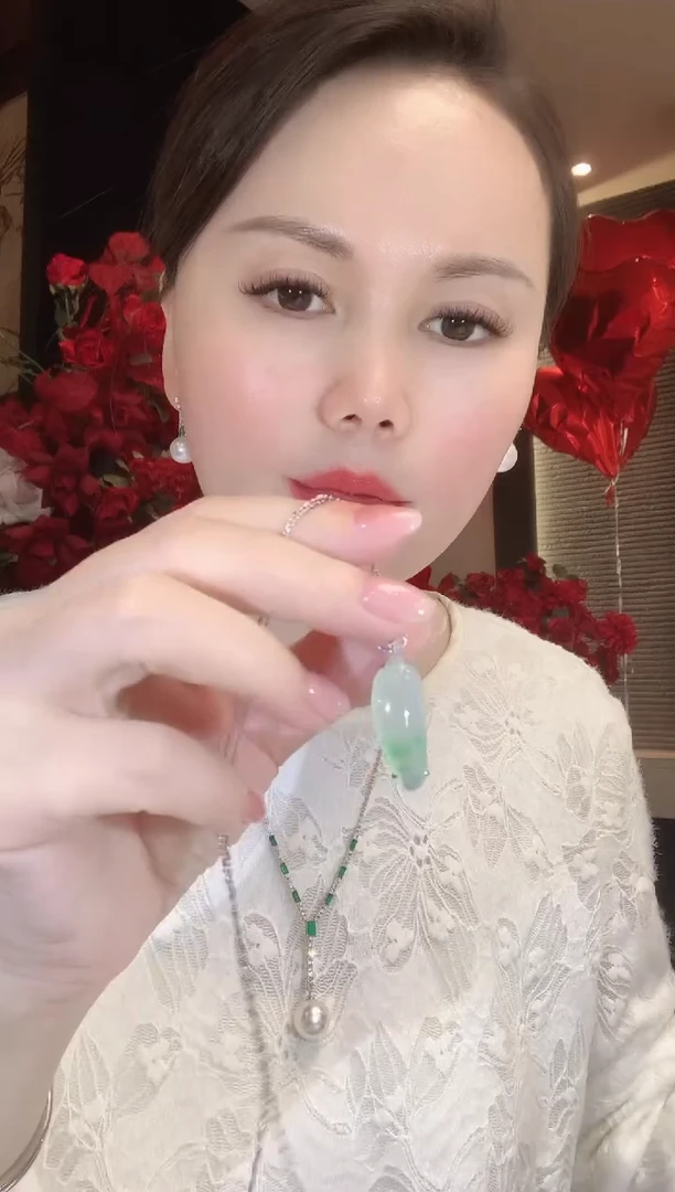 吊坠(不含链)18K金镶嵌翡翠A53