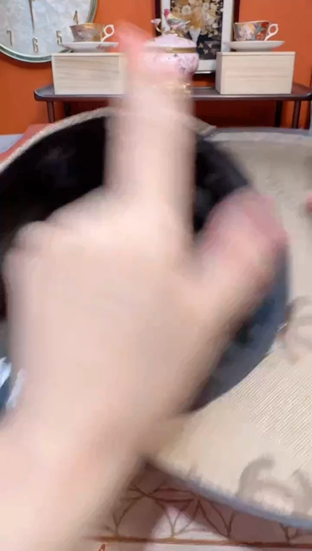 瓷片YQQQQQQQQQQQQQQ