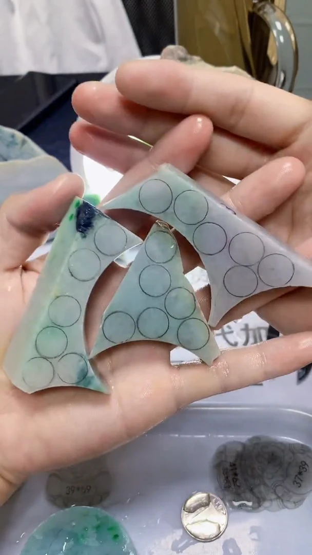 翡翠裸石缅甸天然A货翡翠Q7911