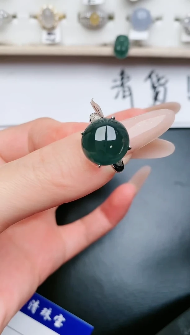 翡翠戒指银S925镶嵌.....