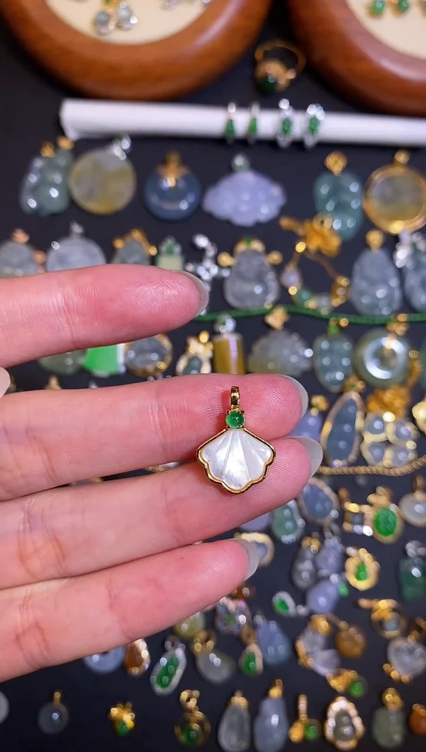 翡翠银S925镶嵌颈饰天然A货翡翠