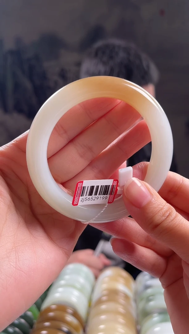 未镶嵌手镯和田玉58+圈口9199