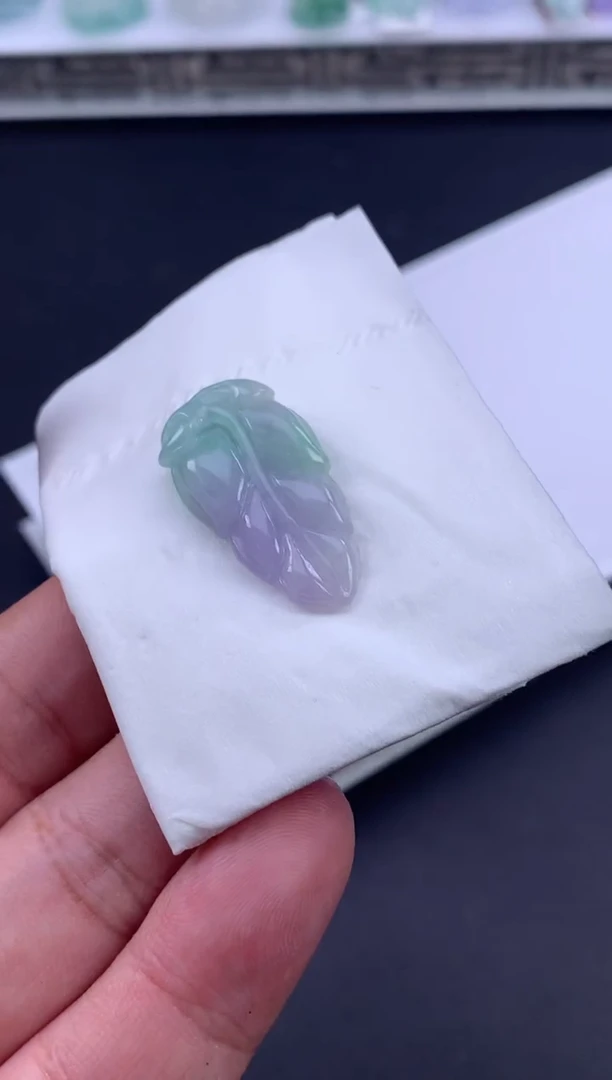 未镶嵌定制翡翠卟***噜翡翠