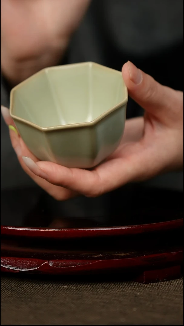 微微瑕八方来财杯 粉青