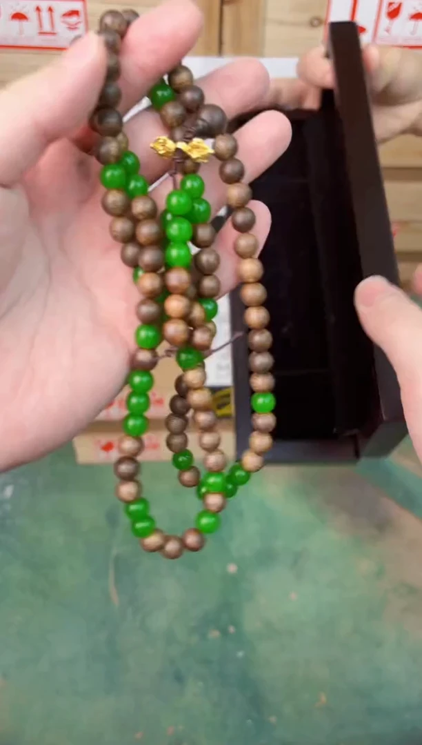 禧一文玩木作类材质手串无礼盒