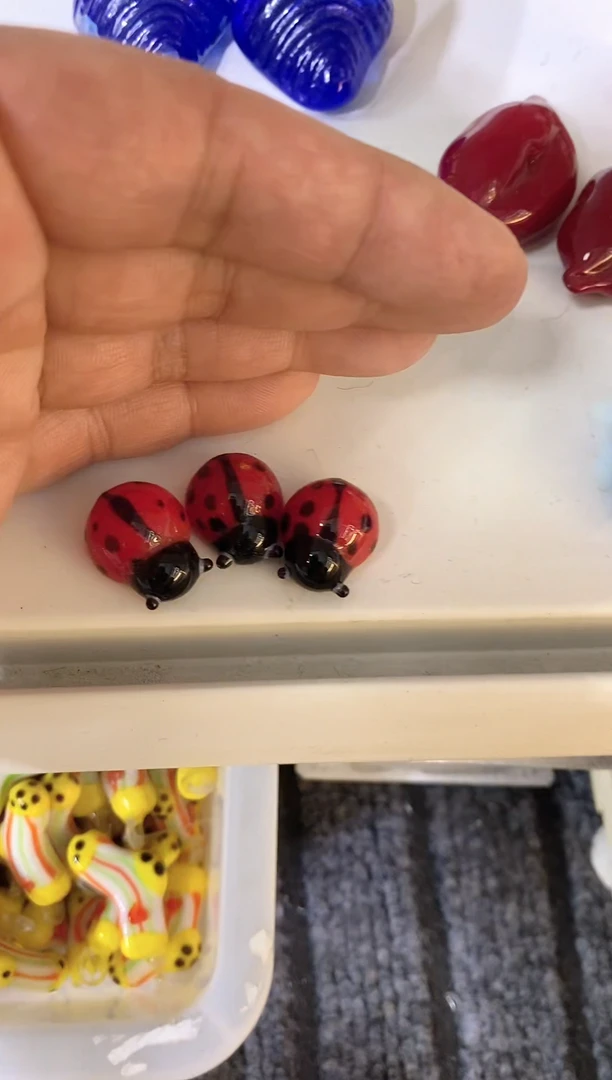 琉璃手工艺品瓢虫3个