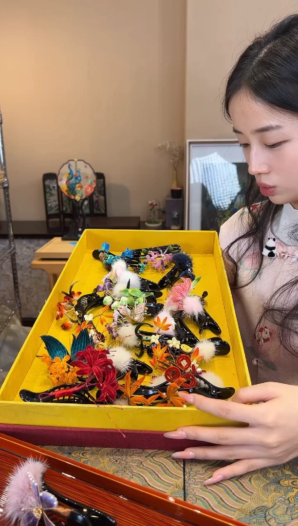 刺绣 瞎盒 非遗绒花（发饰）