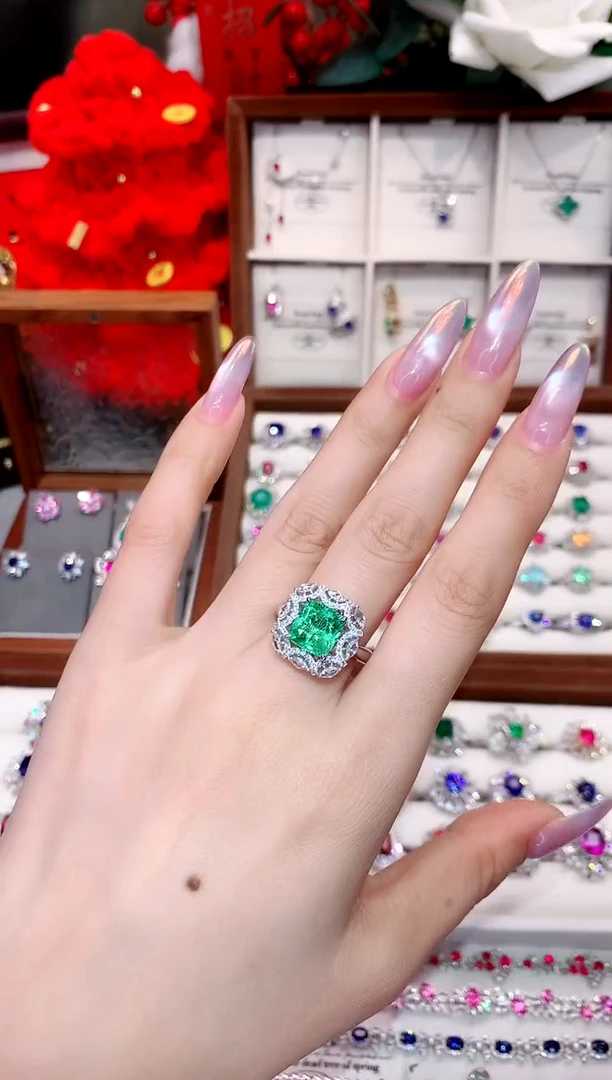 石榴石（沙弗莱）戒指18K金镶嵌3.02ct/天然宝石/七天无理由