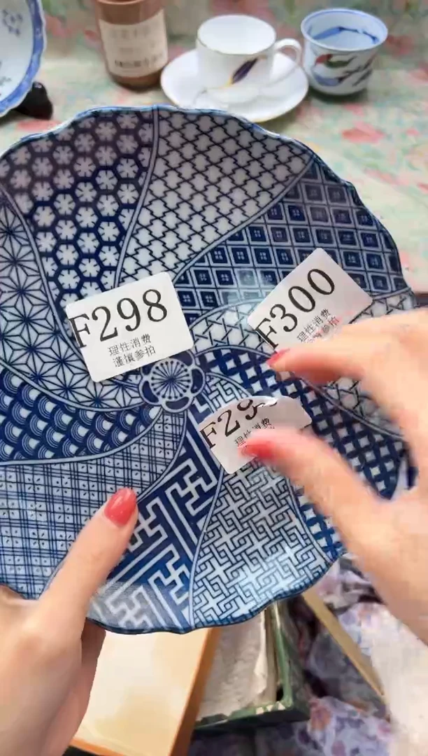 瓷片M****y       F300