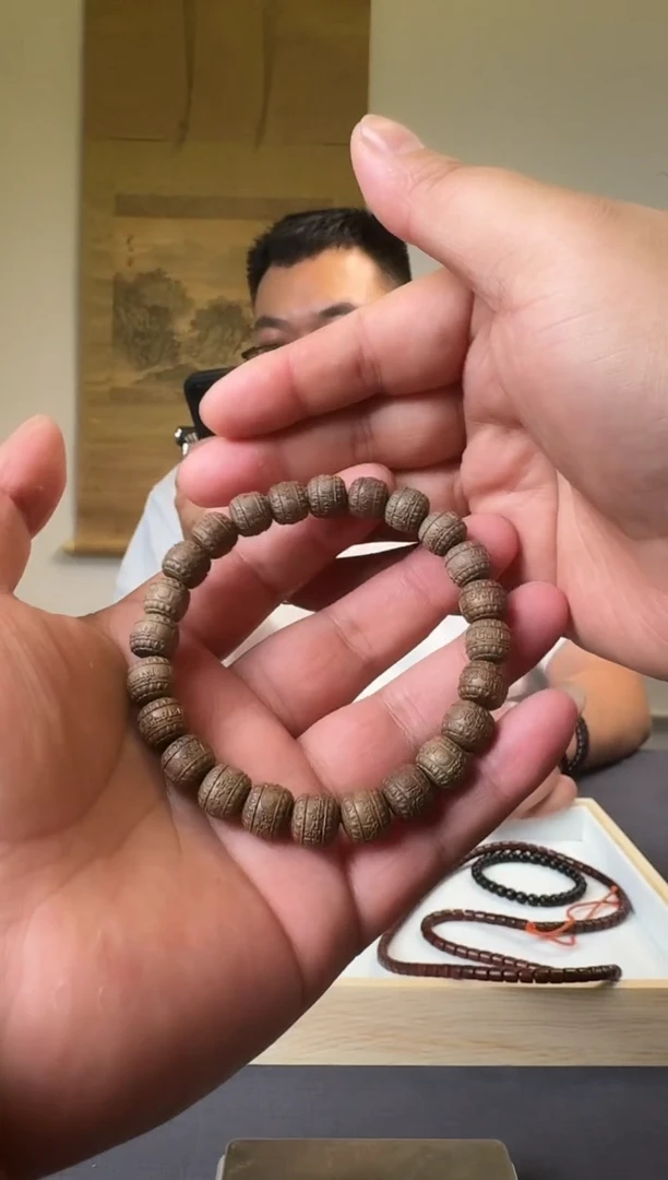檀香木手串/手链阴沉老山檀香雕刻10mm